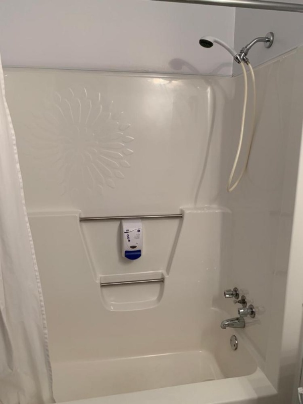 Auberge Motel Panorama image 12