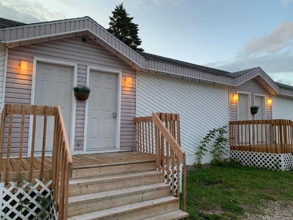 Auberge Motel Panorama image 23