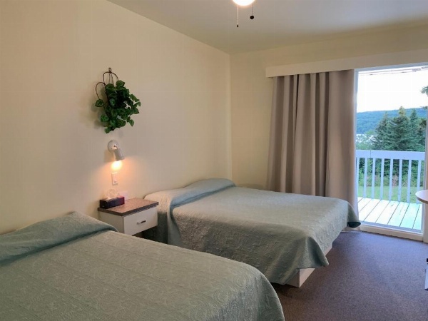 Auberge Motel Panorama image 29