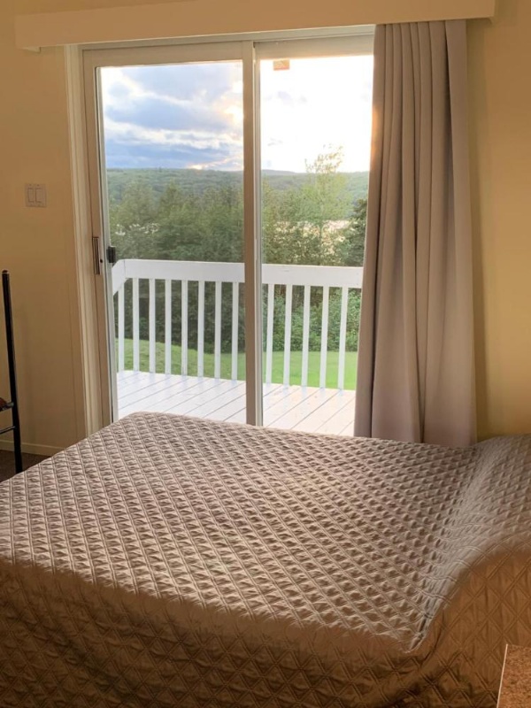 Auberge Motel Panorama image 8